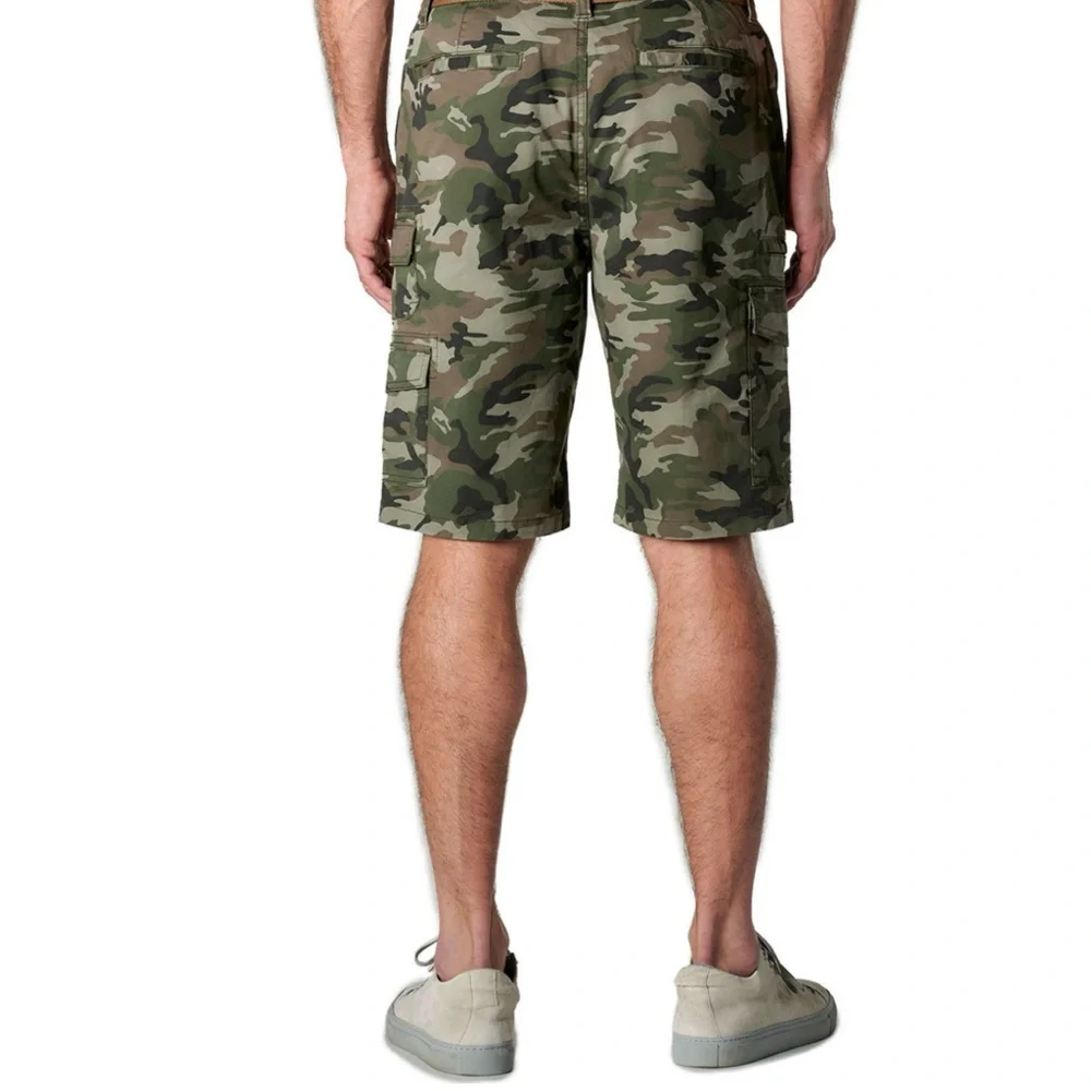 New Iron Co. Mens Camo Cargo Shorts NWT SIZE 44 - Picture 2 of 4